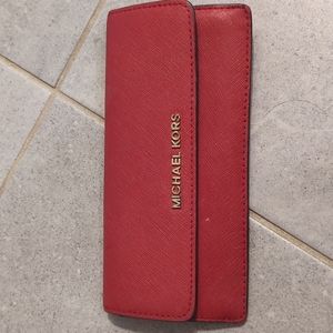 Michael kors wallet
